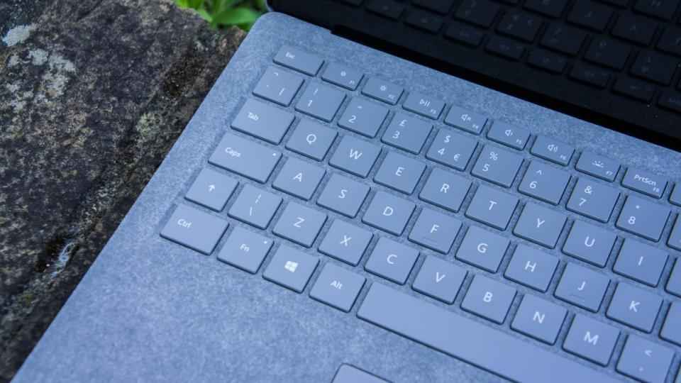 Le Surface Laptop d'origine coûte maintenant moins de 500 £
