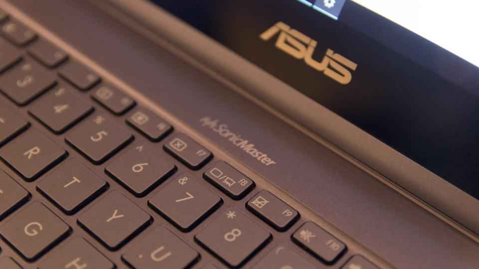 Test Asus NovaGo : Prise en main de l'ordinateur portable Windows alimenté par un processeur de smartphone