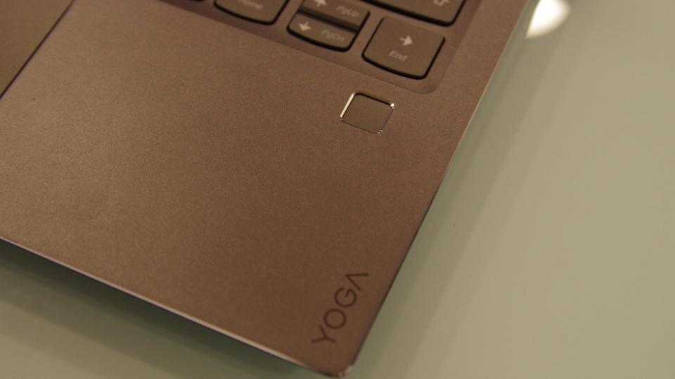 Test du Lenovo Yoga 720 : pratique avec l'ordinateur portable 2 en 1 4K, alimenté par GTX