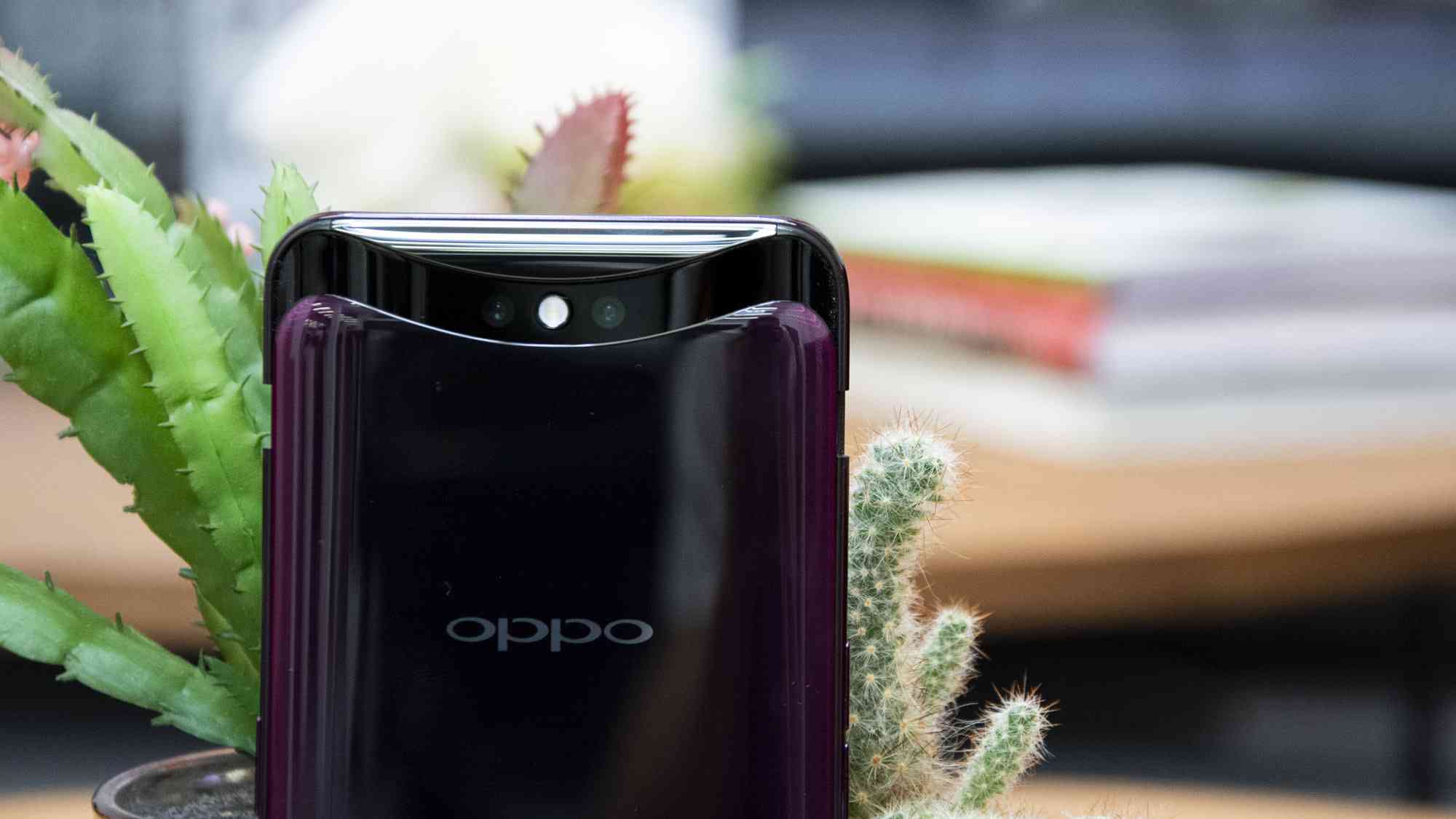 Examen Oppo Find X: Un mélange déroutant d'exotique et d'impraticable