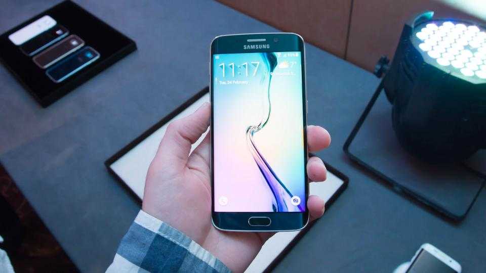 Lancement des Samsung Galaxy S6 et S6 Edge : les meilleures offres de contrat au Royaume-Uni