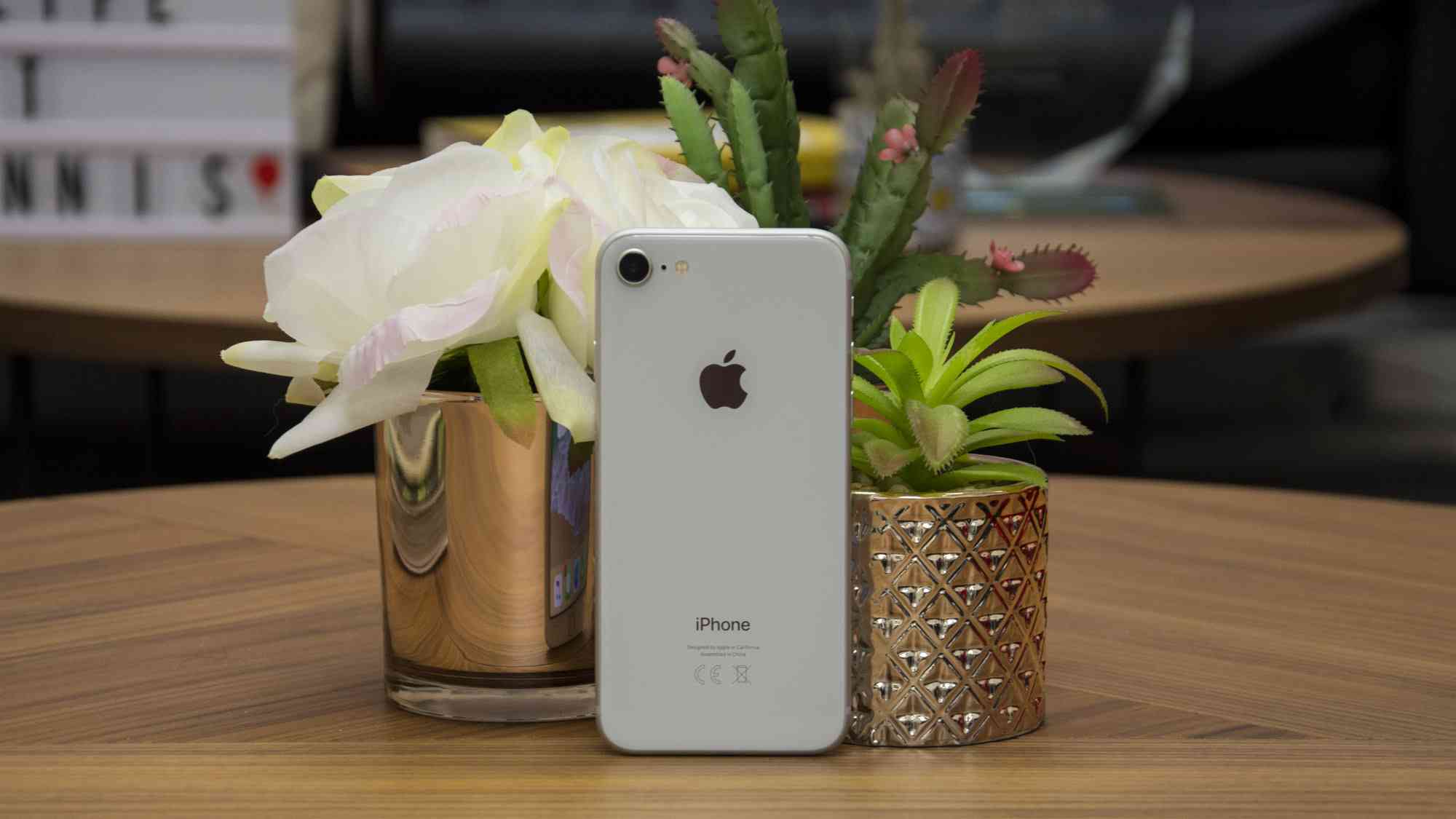 Apple iPhone 8 Test de l'iPhone 8: maintenant le téléphone le moins cher d'Apple à 479 £