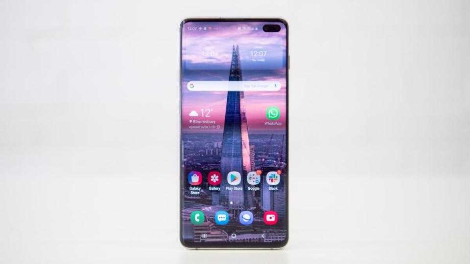 Apple iPhone 11 Pro Max vs Samsung Galaxy S10 Plus : quel smartphone surdimensionné est le meilleur ?