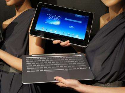 Asus Transformer Book Trio combine une tablette Android avec un ordinateur portable et un ordinateur de bureau Windows